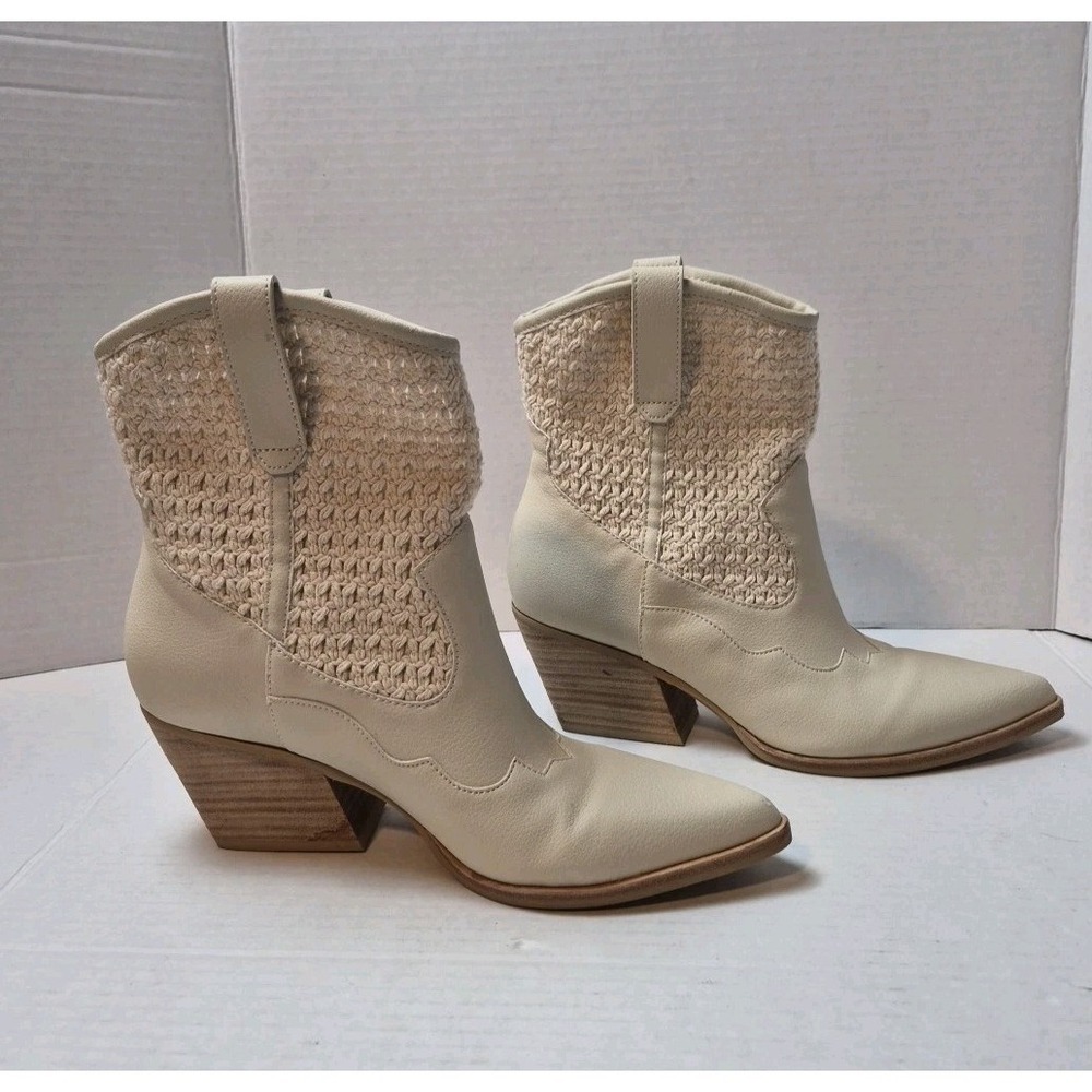 Dolce Vita Cream Crochet Western Boots Boho Coastal Cowgirl Booties Sz 7.5 Lacie